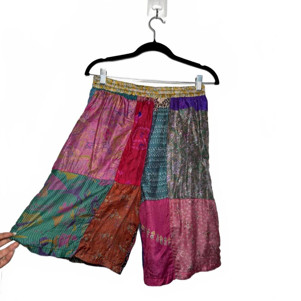 Vintage Indie Boho Silk Patchwork Shorts Jorts - Picture 3 of 6